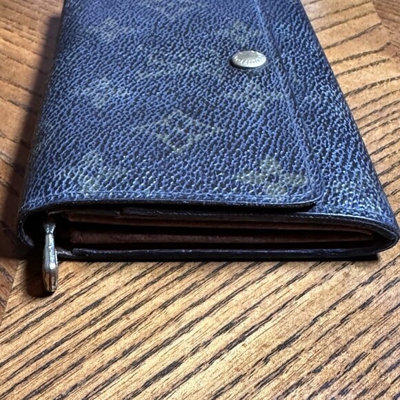 Louis Vuitton monogram Sarah wallet - Picture 3 of 7